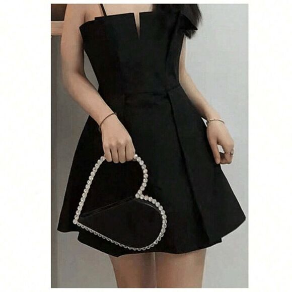 ❤️💎 Jeweled Handle Sparkling Rhinestone Heart Shaped Black Clutch Purse Bag NEW